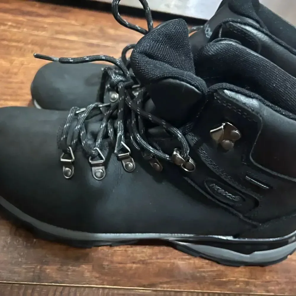 Nevados Men's Naturelo Mid Ankle Hiking Boots Color Grey Size 10.5 US
